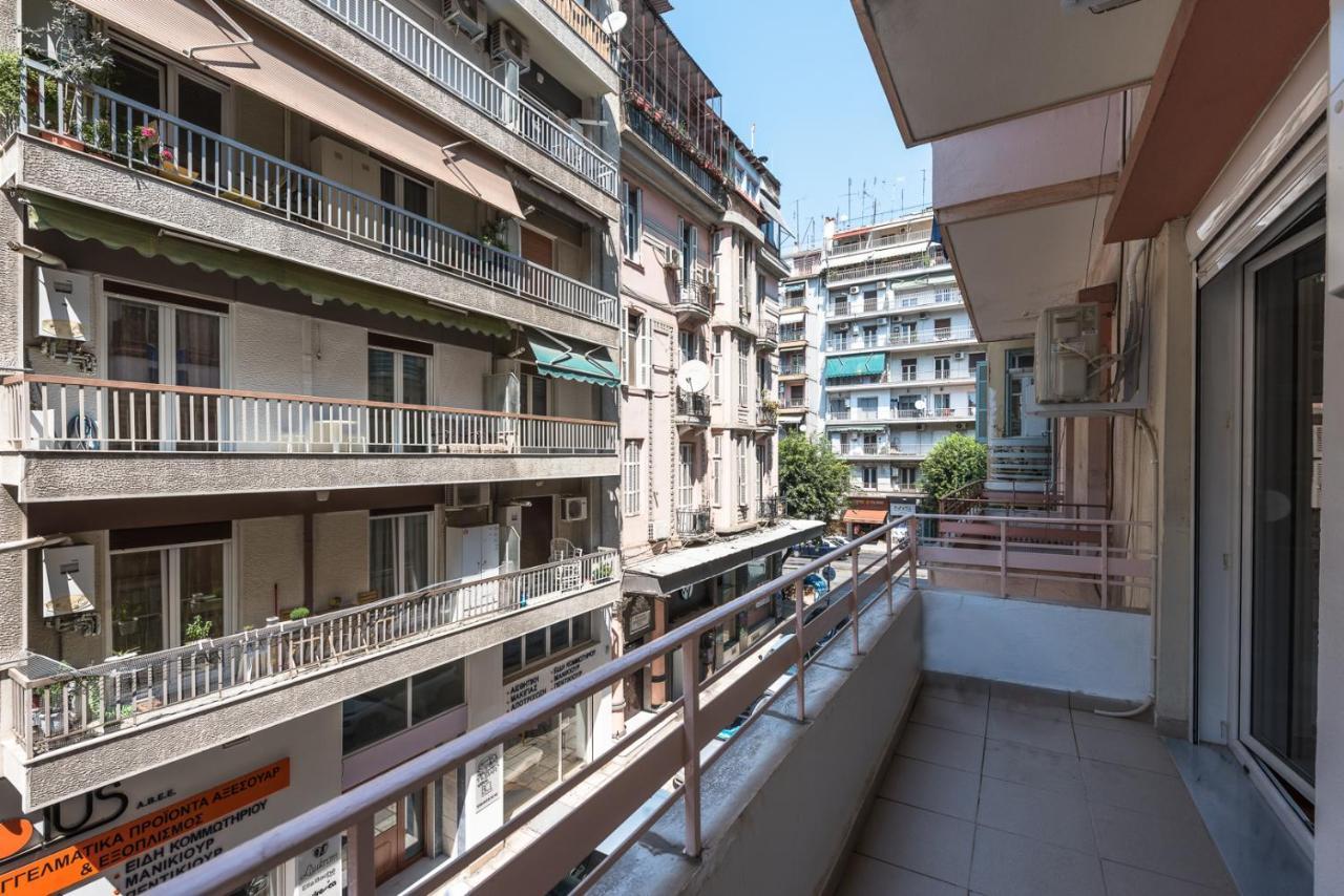 Ferienwohnung F & B Collection - Flat For 6 Thessaloniki Exterior foto
